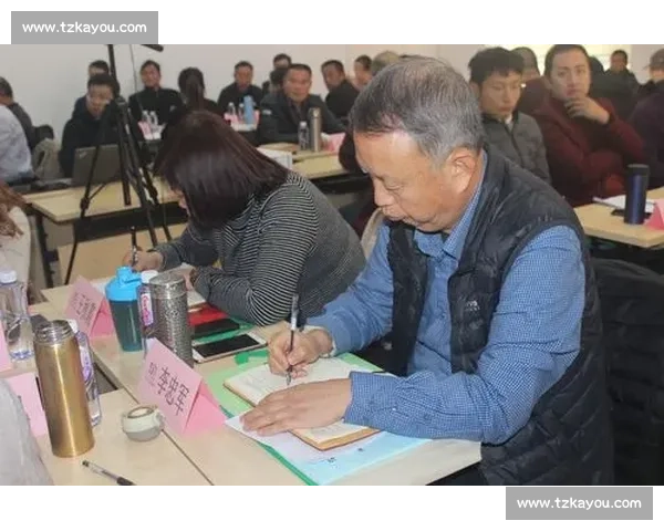 拳击赛后采访揭示选手心路历程与胜负背后真实情绪波动及团队策略